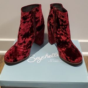 Seychelles Red Velvet booties worn once!